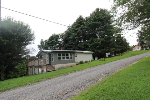 310 Thunder Hill Rd, Fancy Gap, VA 24328 photo 1
