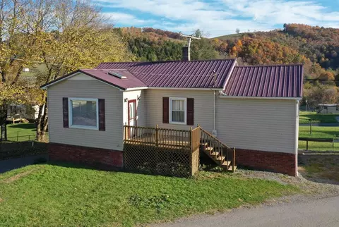 258 Heritage Dr, Honaker, VA 24260 photo 1