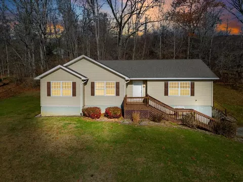 5130 E Lee Hwy, Max Meadows, VA 24360 photo 1