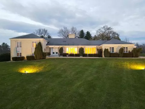 135 Star St, Pounding Mill, VA 24637 photo 1