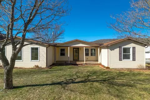 2090 Castleton Rd, Max Meadows, VA 24360 photo 1