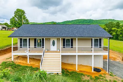 4530 E Lee Hwy, Max Meadows, VA 24360 photo 1