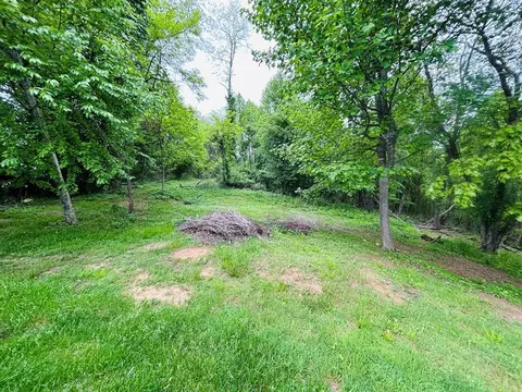 tbd Crestview Dr N Main St, Hillsville, VA 24343