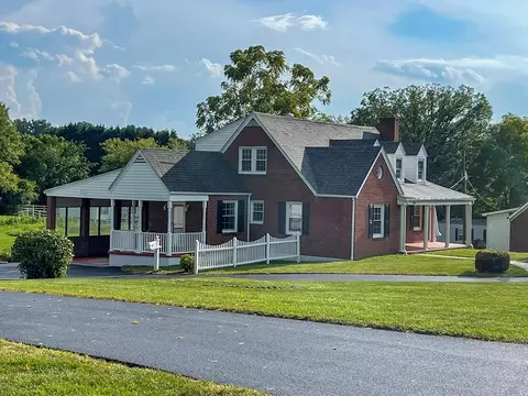 3130 Glendale Rd, Galax, VA 24333 photo 1