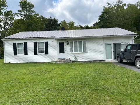 416 Bottom Rd, Raven, VA 24639 photo 1