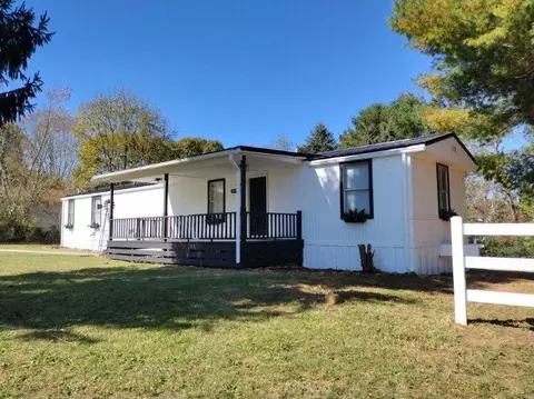 9783 Ivanhoe Rd, Ivanhoe, VA 24350 photo 1