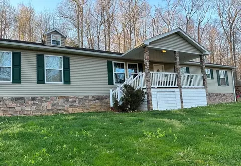 80 Yates Estates Cir, Cedar Bluff, VA 24609 photo 1