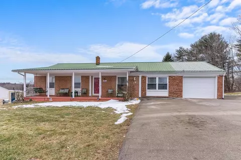 1723 Cliffview Rd, Galax, VA 24333 photo 1