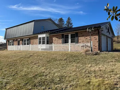 764 Stillwell Rd, Draper, VA 24324 photo 1