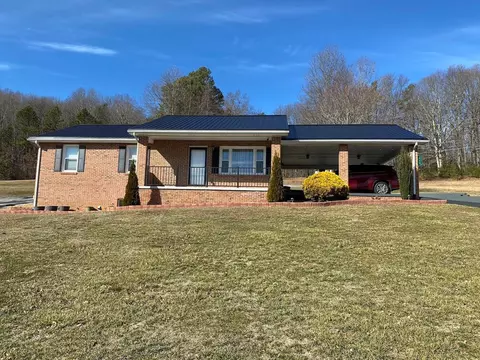 363 Ivanhoe Rd, Max Meadows, VA 24360 photo 1