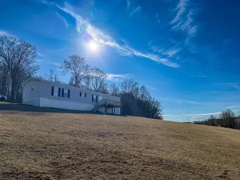 1671 Rickey Rd, Max Meadows, VA 24360 photo 1