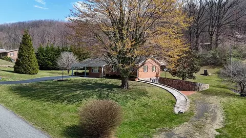 6039 Belcher Mtn Rd, Woolwine, VA 24185