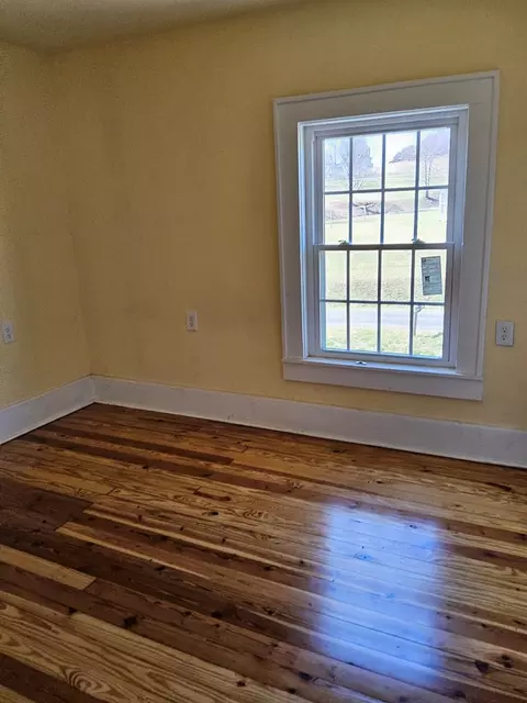 Bedroom - 152 Poplar Dr, Ivanhoe, VA 24350 photo 6 of 6