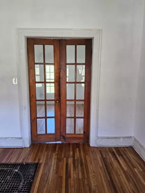 Entry Way - 152 Poplar Dr, Ivanhoe, VA 24350 photo 1 of 5