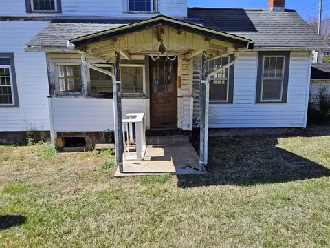 Exterior - 152 Poplar Dr, Ivanhoe, VA 24350 photo 5 of 16