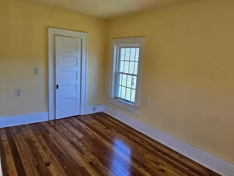 Bedroom - 152 Poplar Dr, Ivanhoe, VA 24350 photo 4 of 6