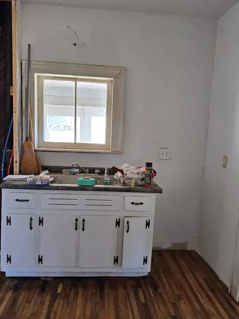 Kitchen - 152 Poplar Dr, Ivanhoe, VA 24350 photo 2 of 3