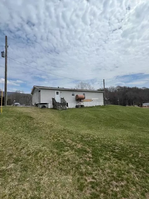 46 Dolinger Rd, Whitetop, VA 24292 photo 1