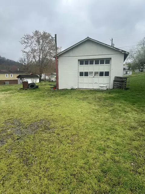 Other - 181 Davis Ln, Raven, VA 24639 photo 2 of 7