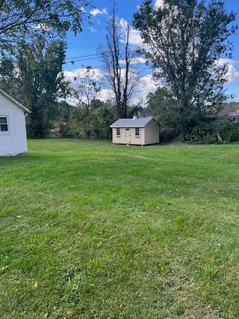 Exterior - 239 Boxwood St, Glade Spring, VA 24340 photo 6 of 8