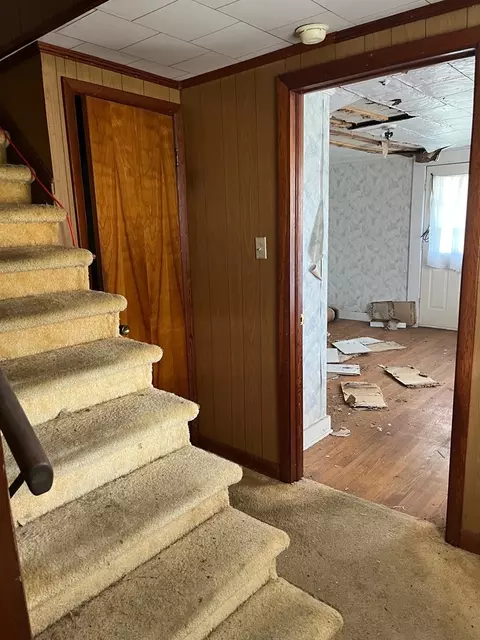 Entry Way - 239 Boxwood St, Glade Spring, VA 24340 photo 1 of 1
