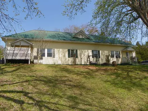 179 Sipe Ln, Ivanhoe, VA 24350 photo 1