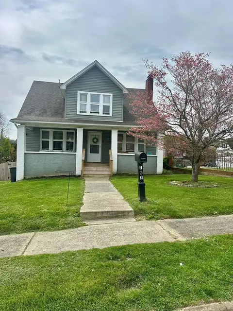 103 E Virginia St, Galax, VA 24333