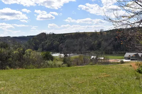 36 Riverside Drive, Sparta, NC 28675