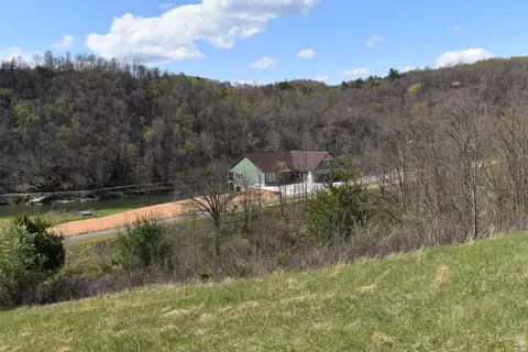 40 Riverside Drive, Sparta, NC 28675 photo 4