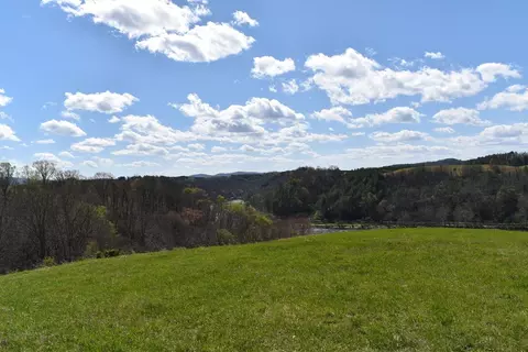 44 Riverside Drive, Sparta, NC 28675
