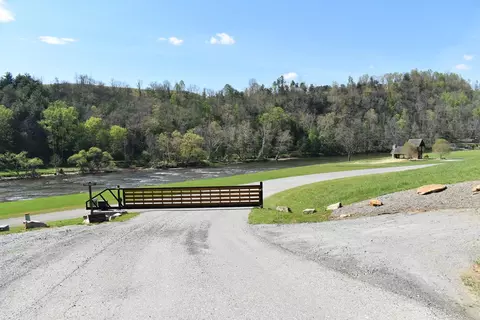 49 Riverside Drive, Sparta, NC 28675 photo 5