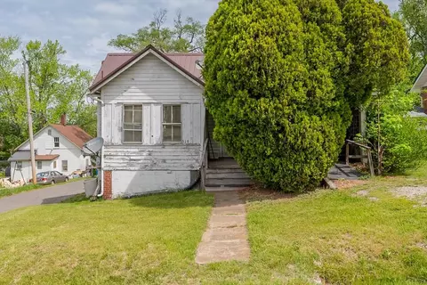 519 Stuart Ave, Pulaski, VA 24301 photo 1