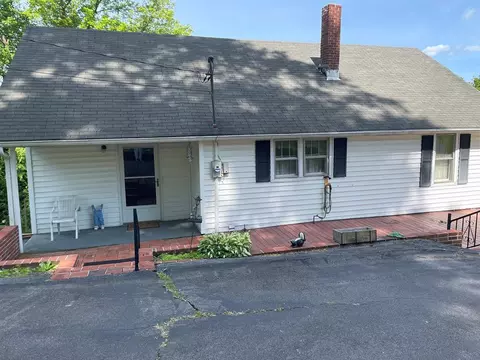 419 Adams, Marion, VA 24354