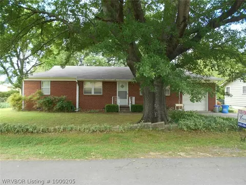 4618 30th St, Fort Smith, AR 72901 photo 1