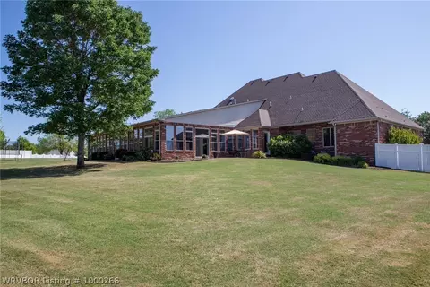 11112 Vista Ridge Ct, Fort Smith, AR 72916 photo 2