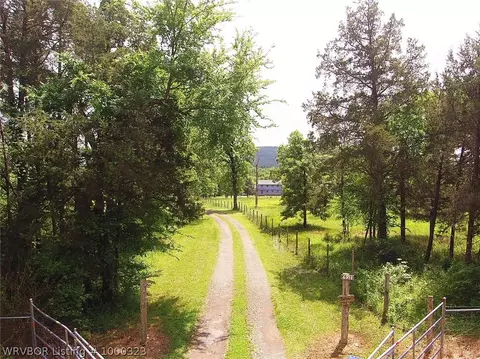 6911 W Highway 252, Hackett, AR 72937 photo 2