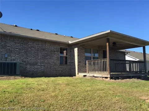 307 Bordeaux Cir, Fort Smith, AR 72908 photo 4