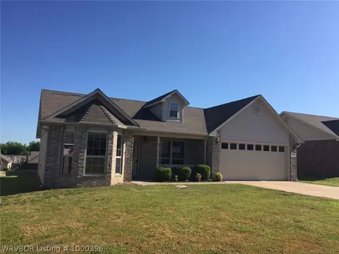 307 Bordeaux Cir, Fort Smith, AR 72908 photo 1