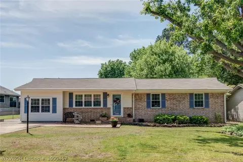 620 Cedar Ln, Fort Smith, AR 72908 photo 1