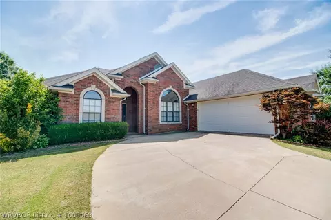 7211 Millennium Dr, Fort Smith, AR 72916 photo 1