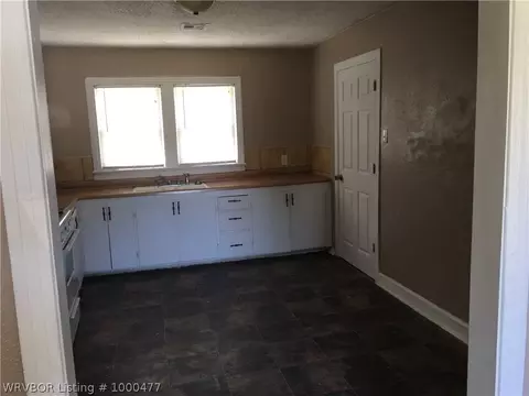 215 N 43rd St, Fort Smith, AR 72903 photo 7