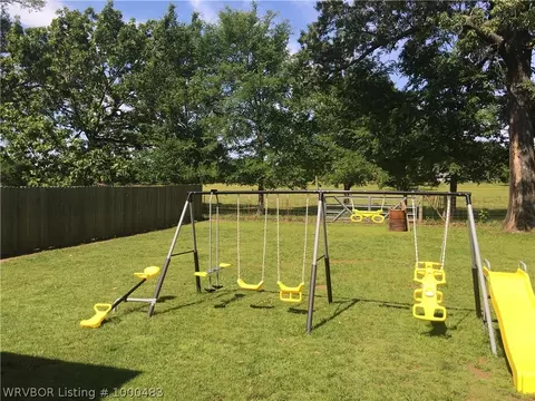 901 Village Dr, Lavaca, AR 72941 photo 2
