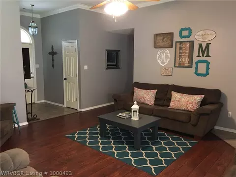901 Village Dr, Lavaca, AR 72941 photo 4