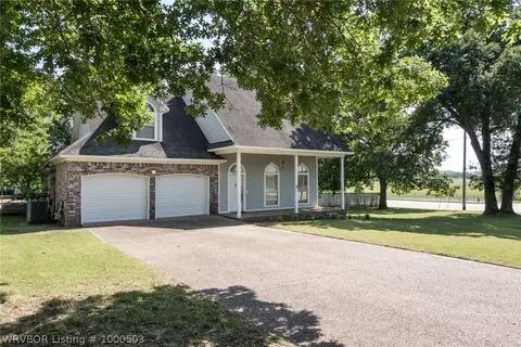 8300 Canopy Oaks Dr, Fort Smith, AR 72903 photo 3