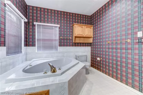 8300 Canopy Oaks Dr, Fort Smith, AR 72903 photo 18