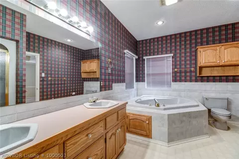 8300 Canopy Oaks Dr, Fort Smith, AR 72903 photo 17