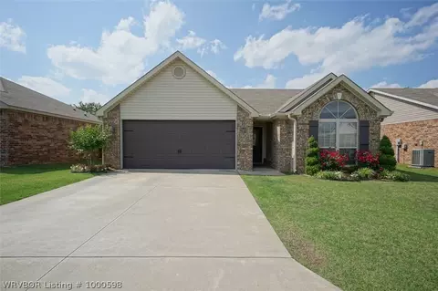 7720 Parkview Dr, Fort Smith, AR 72916 photo 1
