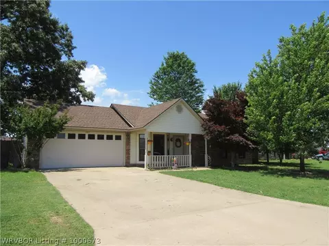 145 Locust Dr, Greenwood, AR 72936 photo 1