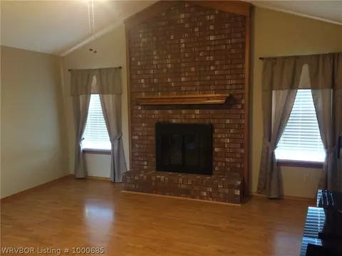 313 Applewood St, Central City, AR 72941 photo 8