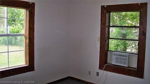 2811 N Albert Pike Ave, Fort Smith, AR 72904 photo 5